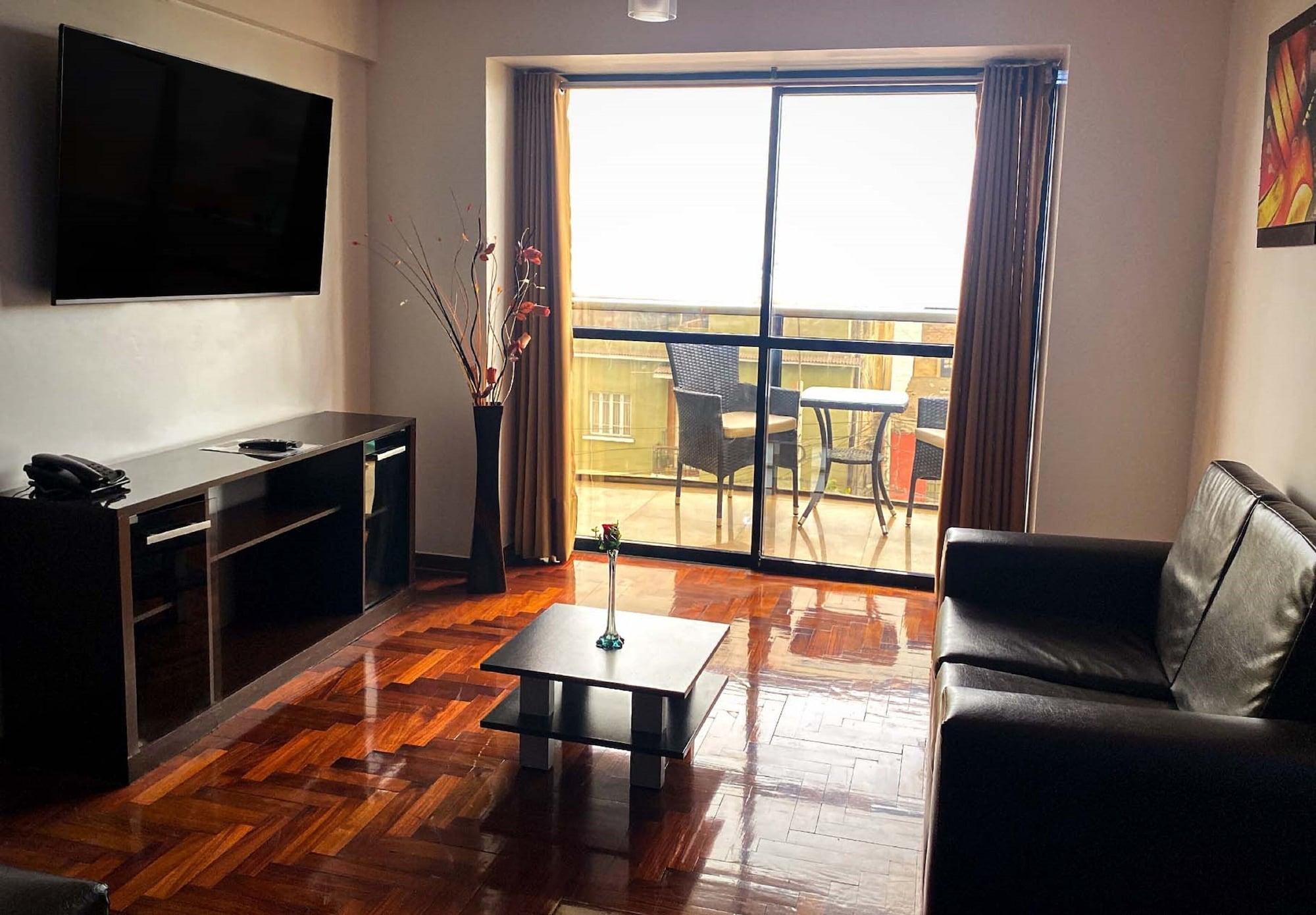 Inkari Aparthotel 3*